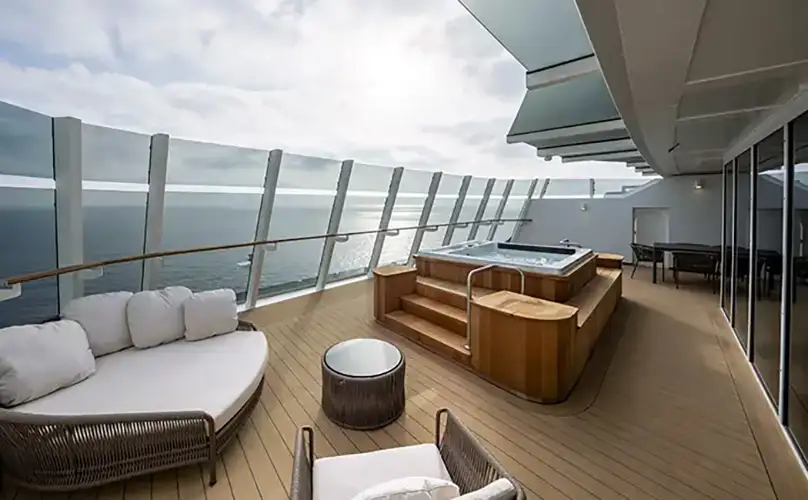 YC4 MSC Yacht Club Owner's Suite